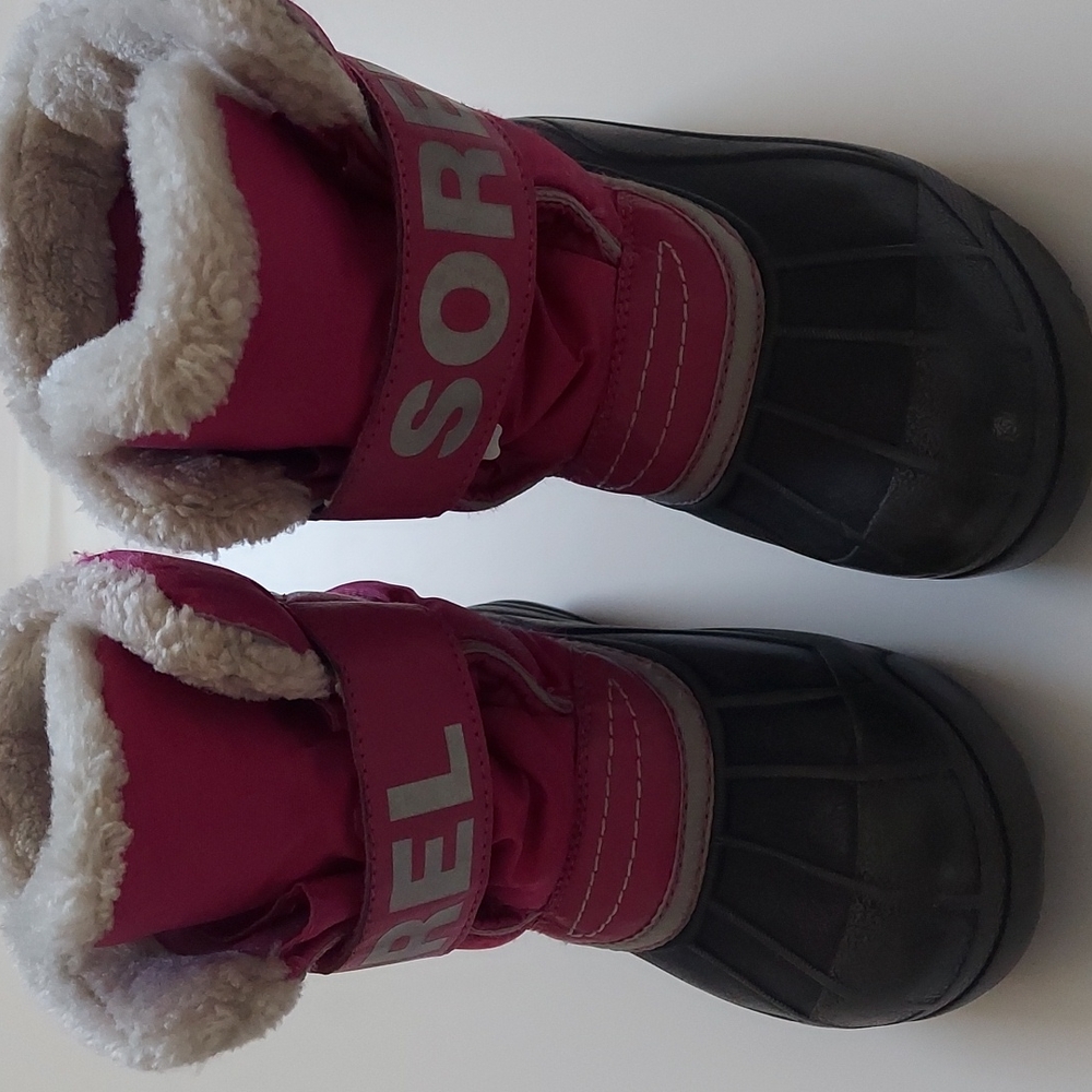Girls Sorel Boot Pink